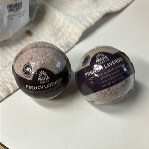 Pacha Soap Co. French Lavender Bath Bombs